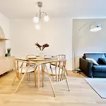 Design Studio Am See Mit Terrasse, Garten, 40M Vom See - Snug Stays 2 Appartement Worthsee