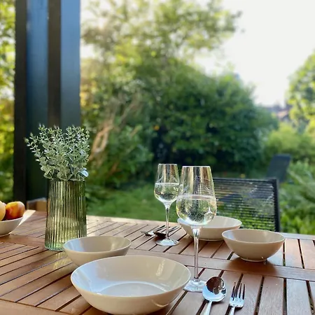 Snug - Design Am Mit Terrasse, Garten, Badestelle Vor Dem Haus Apartment Worthsee